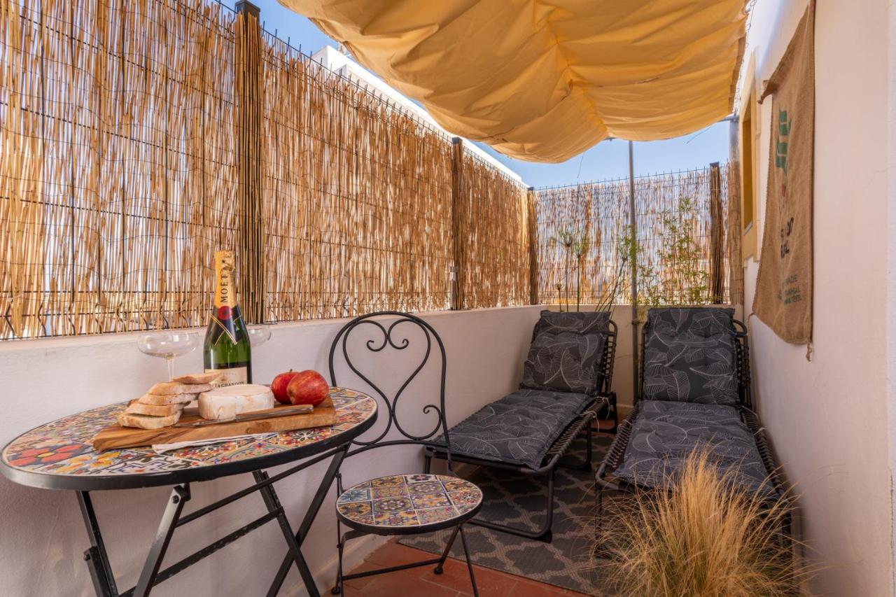 Arty Vintage Townhouse With Rooftop Shower & Sun Loungers Olhão Buitenkant foto
